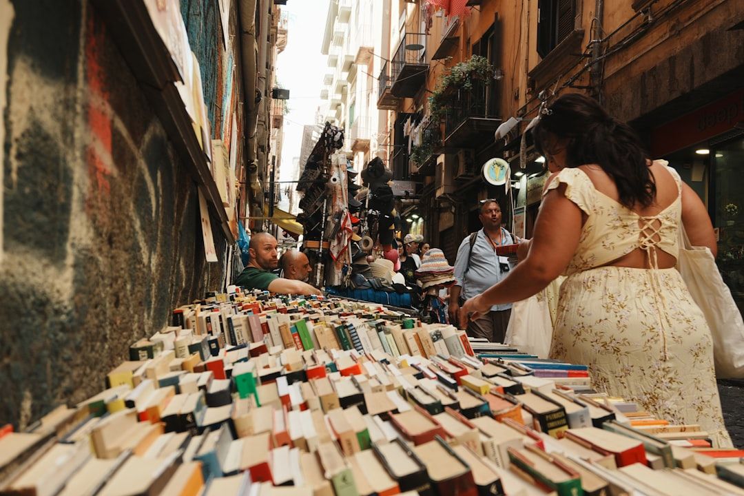 What to book and what to walk into in Naples